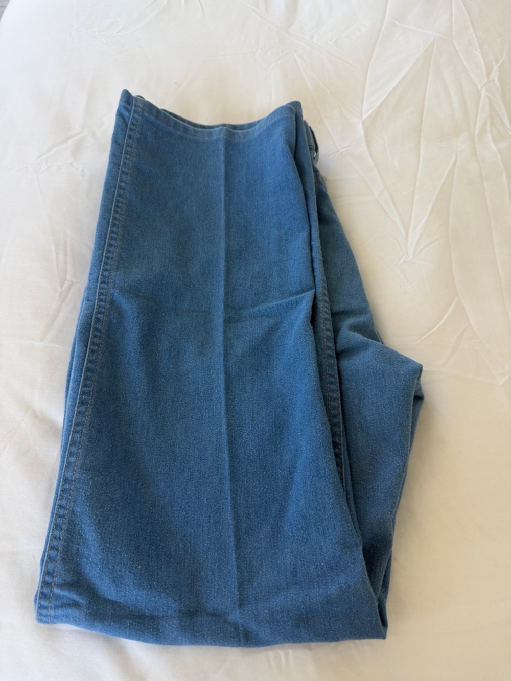 VINTAGE Levi's Men's Light Blue Straight Leg Jeans - Picture 3 of 6